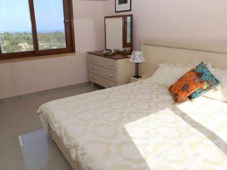 Holiday Apartment with Astonishing Views in Esentepe