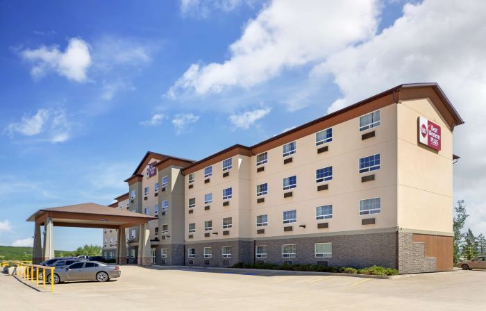 Best Western Plus Peace River Hotel  Suites