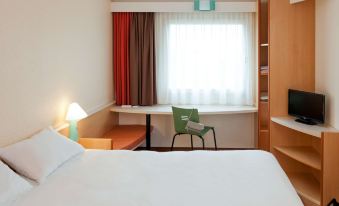 Ibis Chambéry