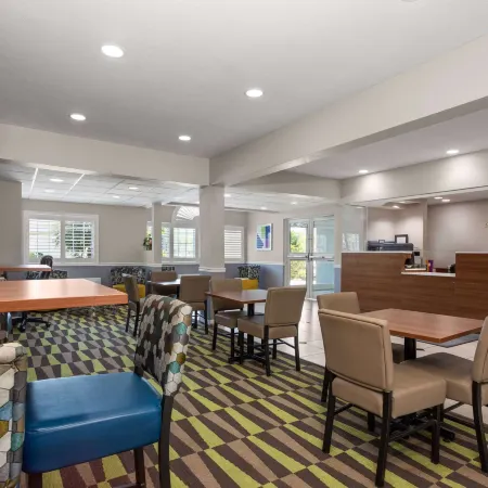 Microtel Inn & Suites by Wyndham Panama City
