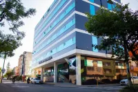Hotel Central Plaza Medellin Hotels near Parroquia el Carmelo