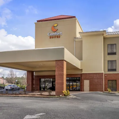Comfort Suites
