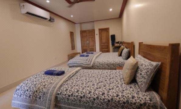 Mvt Guesthouse & Restaurant