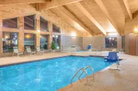 AmericInn by Wyndham Clear Lake - Pools