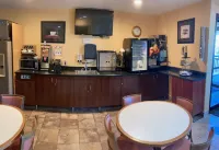 Super 8 by Wyndham Chisago City