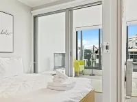 Heart of the City Stylish 1Br Flat Zodiak Stays