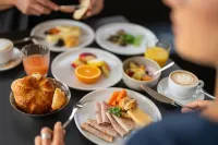 Tailormade Hotel LEO St.Gallen - Aamiainen