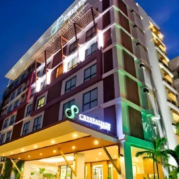 Crystal Jade Hotel