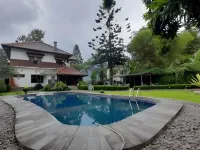 RedDoorz Premium @ Griya Inkoppabri Cisarua Puncak - servizio colazione