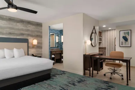 Homewood Suites by Hilton Newport/Middletown Отели рядом с достопримечательностью «Терд Бич»