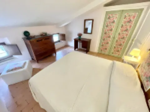 Adam House, Exclusive Pool, Outstanding Views, Vast Garden, Aircon, Sleeps 8