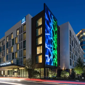 AC Hotel Tampa Airport Отели рядом с достопримечательностью «Стадион «Реймонд Джеймс»»