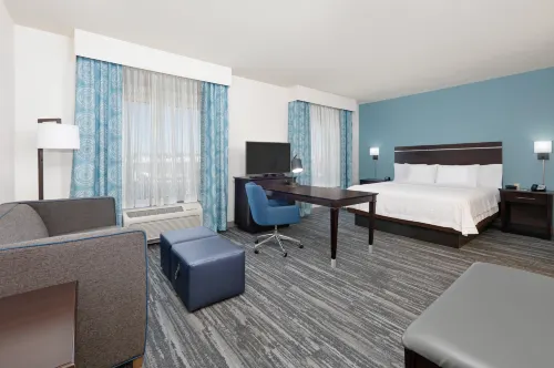 Hampton Inn & Suites Childress - parking