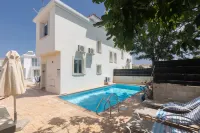 Protaras Orestiada Villa OV14 - Biệt thự