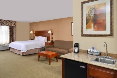 Hampton Inn Harrison Hotel dekat Bandara Boone County