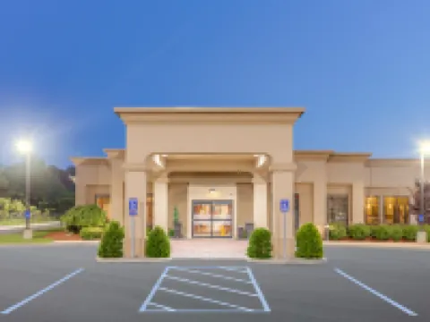Hampton Inn Auburn Hotels in DeKalb County