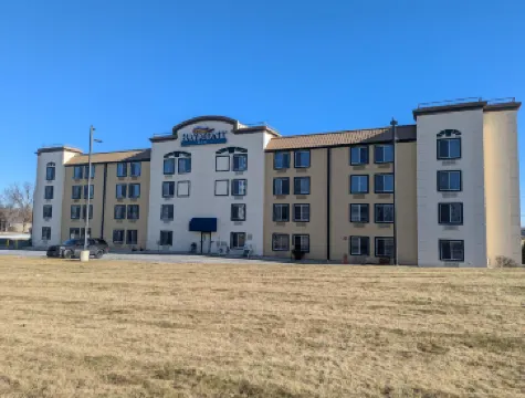 羅克福德唄盟套房酒店