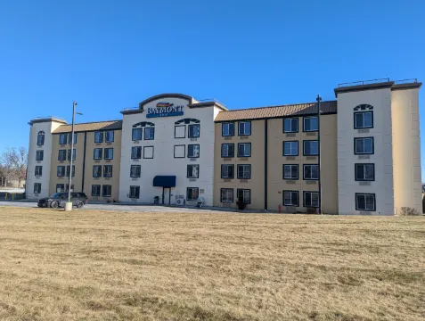 羅克福德唄盟套房酒店