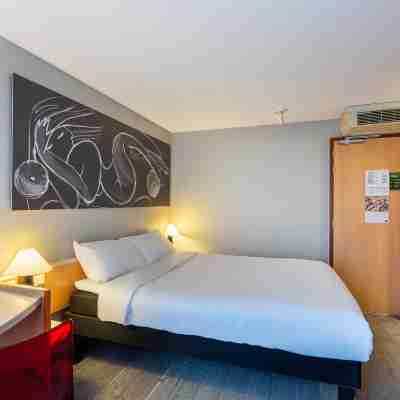 B&B Hôtel Orléans Centre Foch Rooms