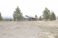 Majestic Bull Elk, Rambler, Views, Porches