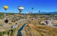 Newly remodeled riverside location a stroll from all which Pagosa has to offer!