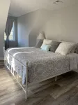 Welcome to the Cape! Cute, quiet and clean apartment ready for your stay.