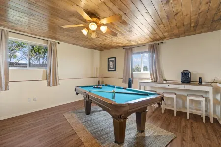 Charming and Spacious Casita Getaway for couples and families.