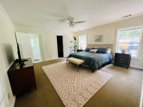 Auburn - Great view and screened in porch - Lake Martin family gatherings - Chalets