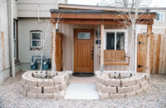 Walk to Main Street and Train · Cozy 1BR Retreat