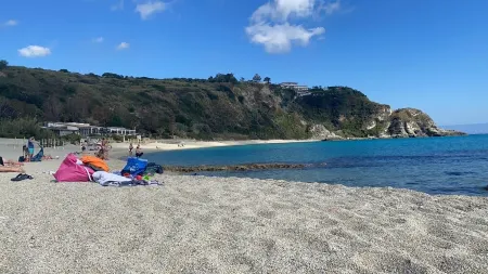 DESCRIZIONE STRUTTURA Отели в г. Capo Vaticano