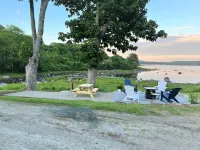 Waterfront House close to Acadia National Park