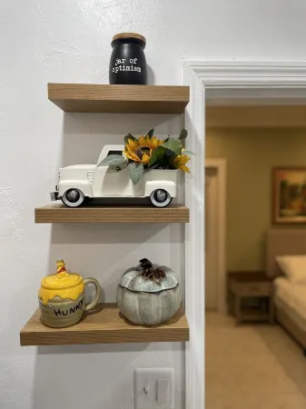 Beautiful Lake Front Guesthouse Close To I95 Отели рядом с достопримечательностью «Ancient Spanish Monastery»