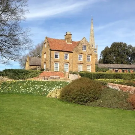 Braunston Manor Cottage: 4-poster beds & ensuites Отели в г. Давентри