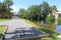 Seaside Sunsets, Our Oceanfront Home In Aripeka Hotels in Aripeka