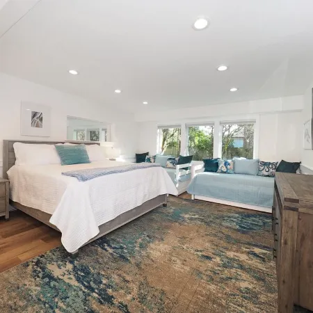 Spacious * Ocean View * Walking Trail to Beach * Hot Tub