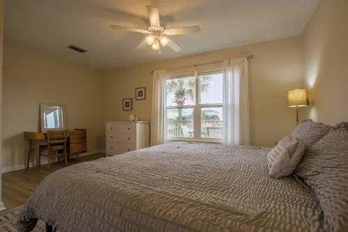 The Boardwalk - Ocean Views - 2 bd /1 bth
