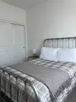3 Bed Home with Desert Mountain Views