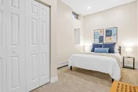 Modern Craftsman - East Harriet - 3 min to Lakes