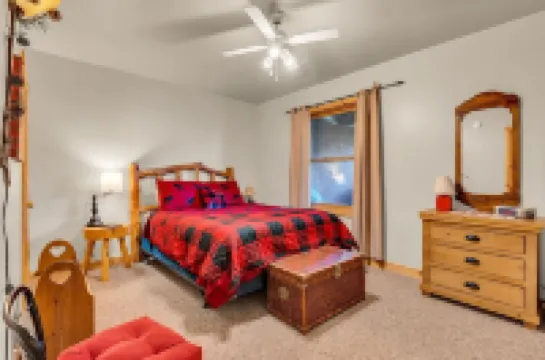 Big Bear Lodge Retreat where friends & families gather and meet!