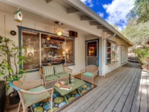 Murphys Getaway - Enjoy Wineries, Hiking, Concerts, Shopping & Small Town Charm โรงแรมในMurphys