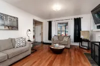 Historic District! Walk to the Heart of Downtown!