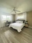 Experience Luxury 4 Bed n 3 Bath Near Seminole Hard Rock Casino Hollywood 10 Min
