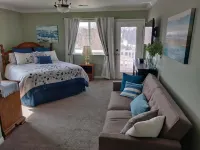 Golf Course Lakehouse with fantastic views of the lake, mountains & golf course.