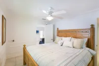 Intercoastal Waterfront Property with Dock Jonathan Dickinson State Park Observation Tower 주변 호텔