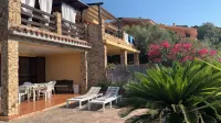 Appartamento Primo Piano Vista Mare in Villa Lolu , 15 Minuti a Piedi dal Mare Hotels in Chia