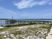 Pool home 1.5 blocks from the river & 10 mins to the beach. Hotels in Edgewater