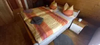 Kleine Gemütliche Dachgeschosswohnung Bino Hotels near Neowise - (Kunstweg "Kunst-Klima - Klima-Kunst")