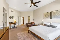 Upscale Home: Amazing Views! Pool & Hot Tub