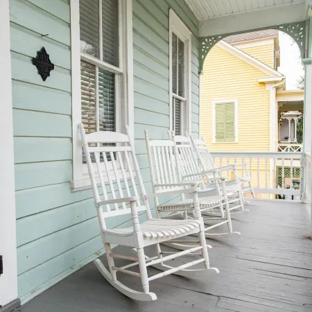 Olivette - 1886 Cottage - Pet Friendly with Pool
