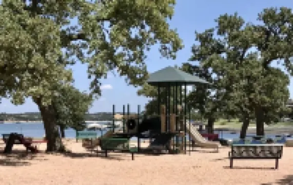 Panoramic Lake Travis View in Lago Vista